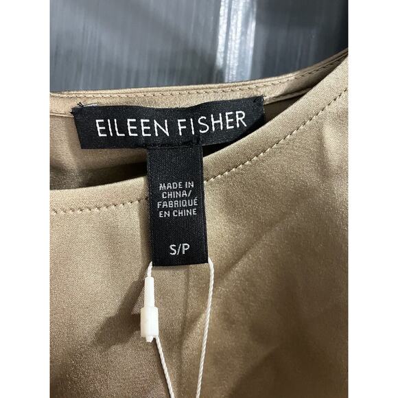 NWT Eileen Fisher Bramble Stretch Silk Charmeuse Round Neck Tank Size S/P $188 - Picture 4 of 9